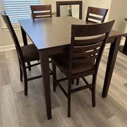 Four Piece Dining Set