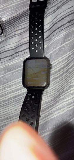 Apple Watch Se Reg 200 To 300