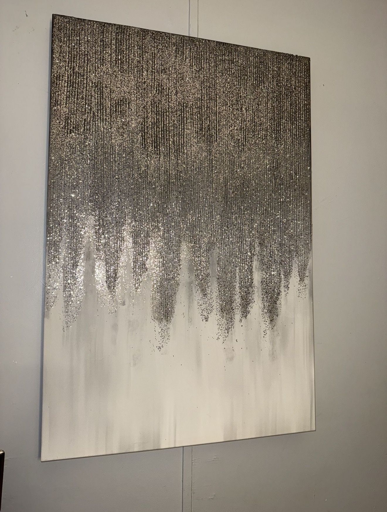 Modern wall art. White And Silver L36’’x W24’’