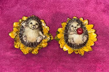 Resin Hedgehog on Flower Figure Set of 2 NEW!