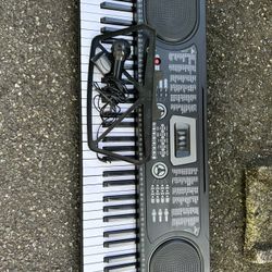 Keyboard w/ stand