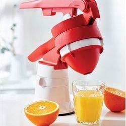 TUPPERWARE Press Master Juicer with Stand
