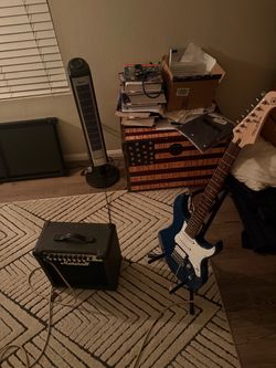 Yamaha Pacifica 112 guitar + amp
