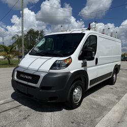 2021 Ram 1500 Low Roof Cargo Van Perfect Conditions