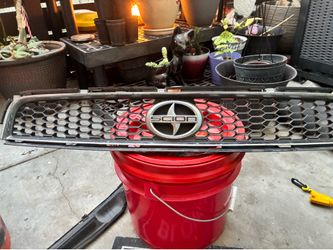 2007 scion tC grill