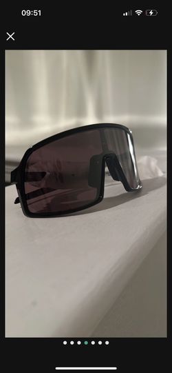 Oakley Sutro Sunglasses, New, %100 Authentic 
