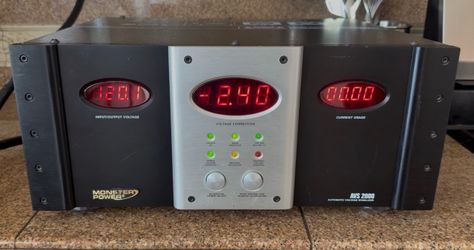 Monster Cable AVS2000 Power Voltage stabilizer