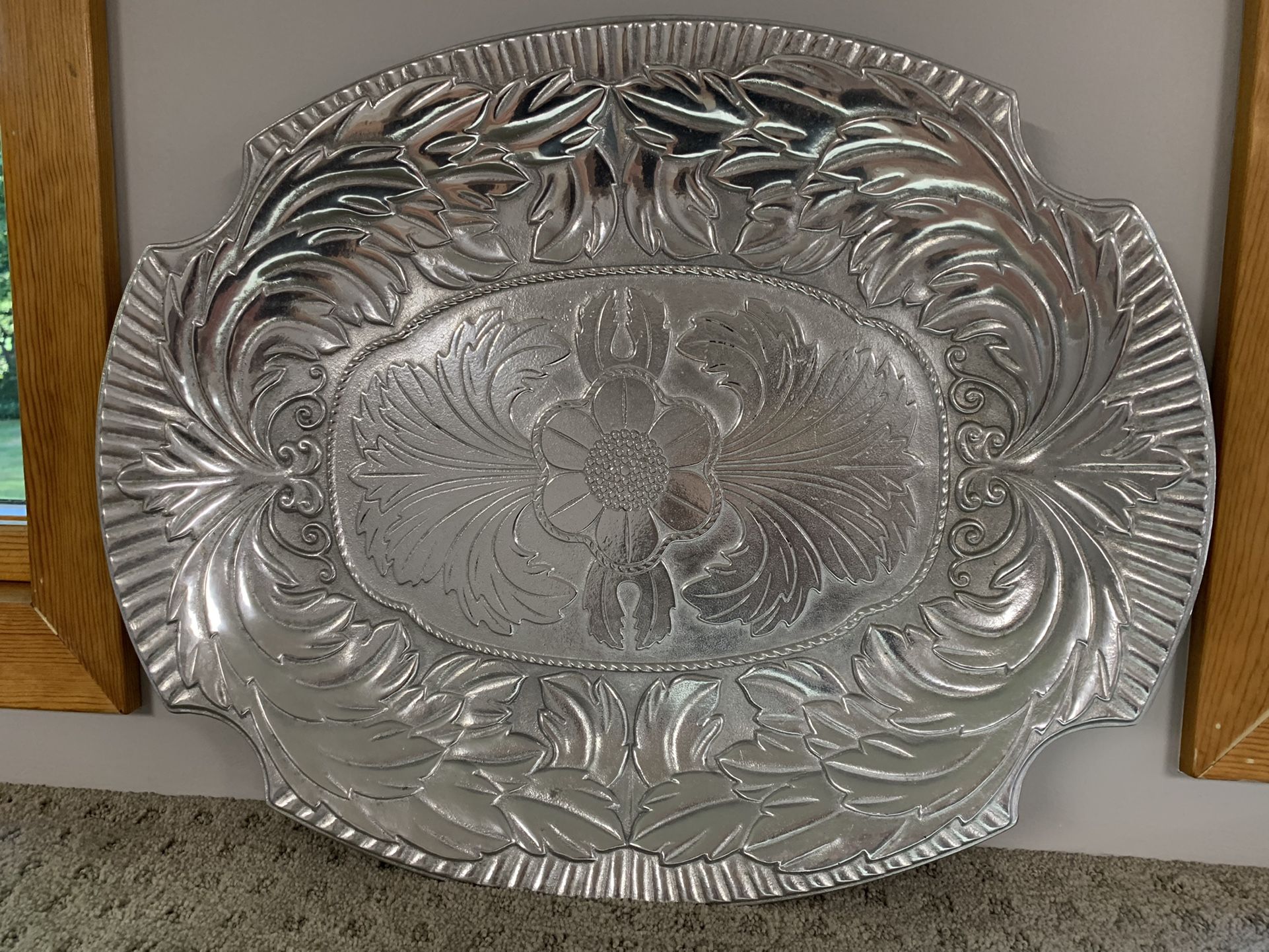 Wilton Armetale Acanthus Large Oval Serving Tray Platter