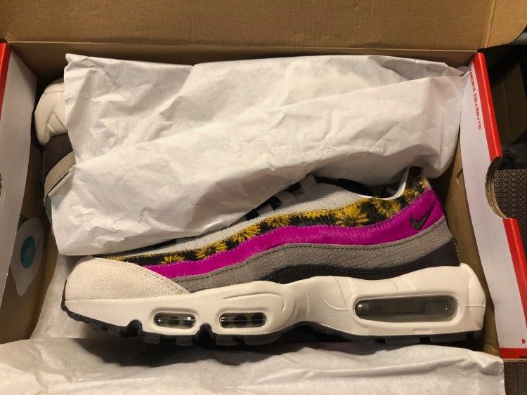Nike Air Max 95 "Daisy Chain" Women's US 9.5 / Men's US 8 Deadstock OG Box