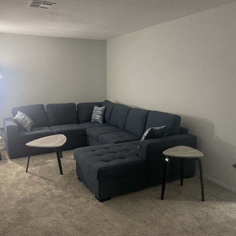 Sectional Sofa Set, Like New, 2023
