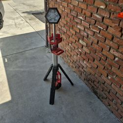 Milwaukee Light With Battery