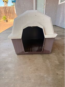 Dog house
