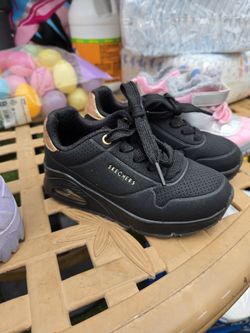 Sketchers Size 12 Kids