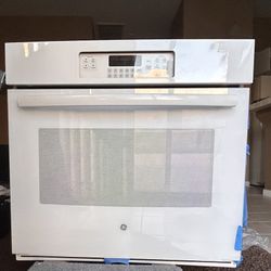 White GE Wall Oven