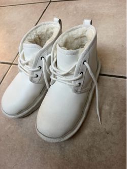 Ugg Girls' Boots size us3