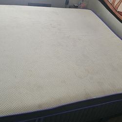 Cali King Mattress & Frame 