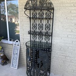 Vintage wine rack from the 80s solid metal, heavy duty great shape