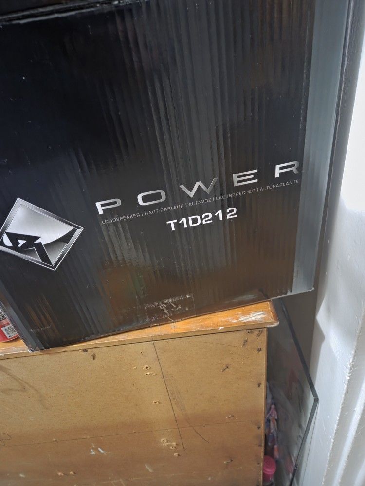 Rockford Fosgate T1D212
