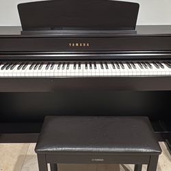 Yamaha Clavinova CLP-545 digital piano