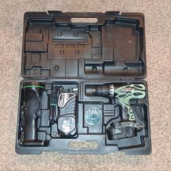 HITACHI CORDLESS DRILL DRIVER KIT
