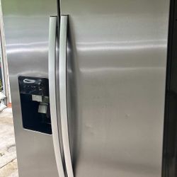 Refrigerator Whirlpool