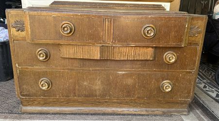 Vintage dresser