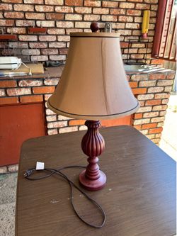 Wood lamp