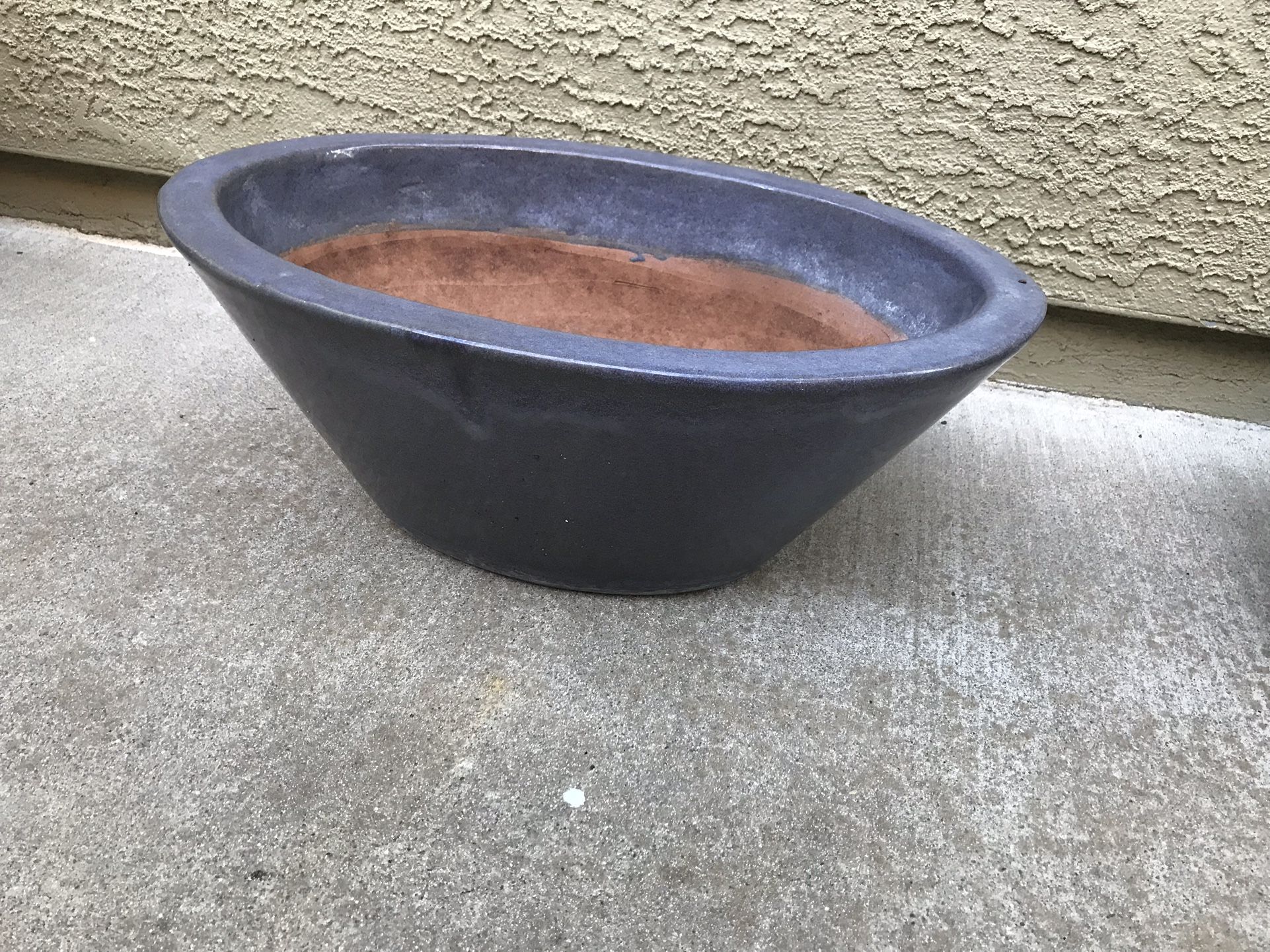 A nice quality oval shape glazed pot