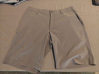 Large Callaway shorts 34