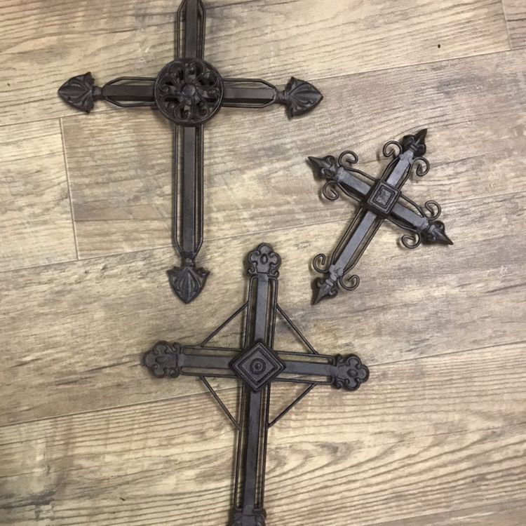 Metal Crosses