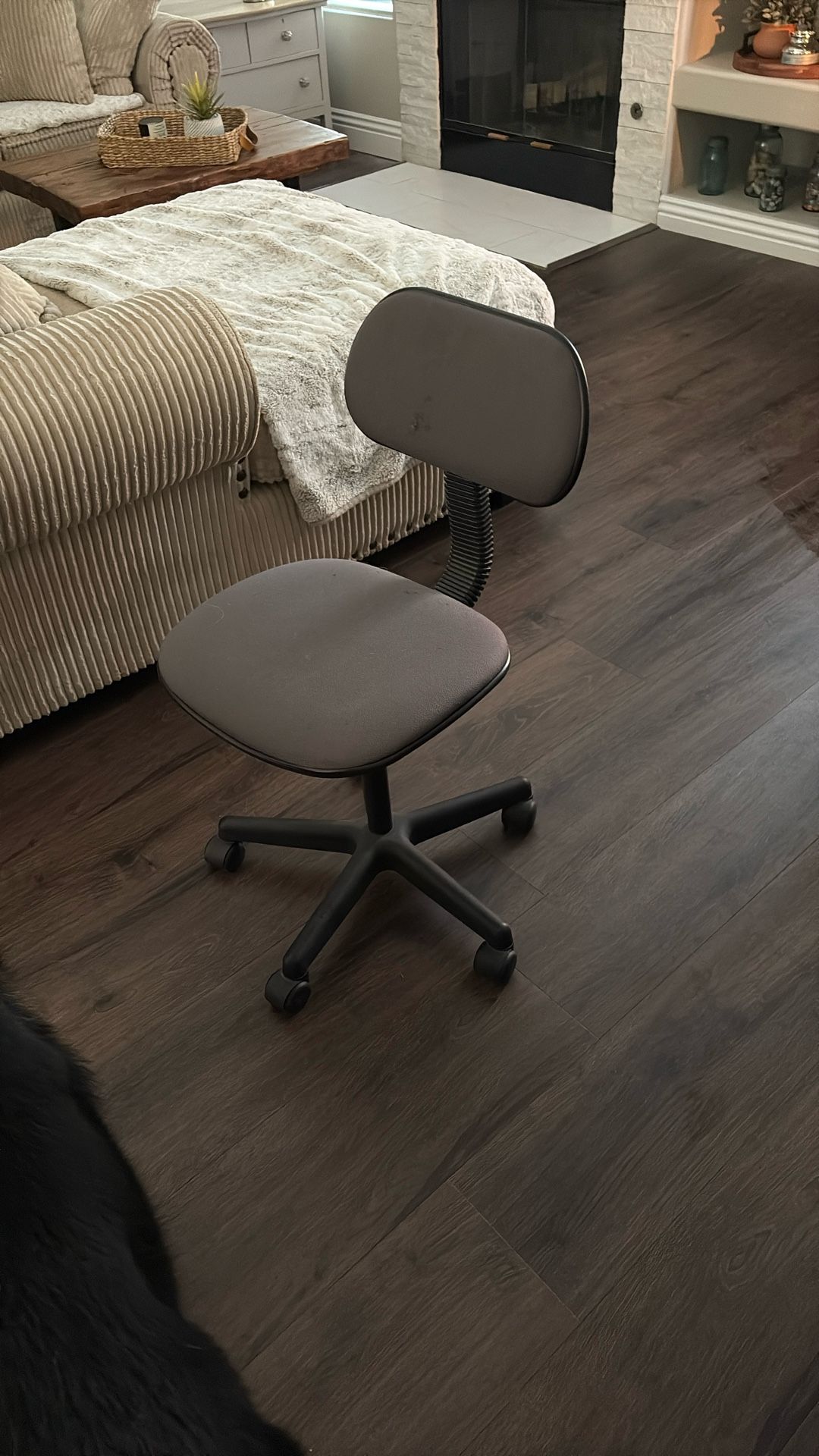 Small Rolling Desk Chair