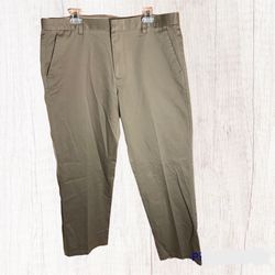 Dockers Khaki Classic Fit Flat Front Slacks Men 38x34