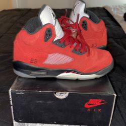 Jordan 5 Retro 