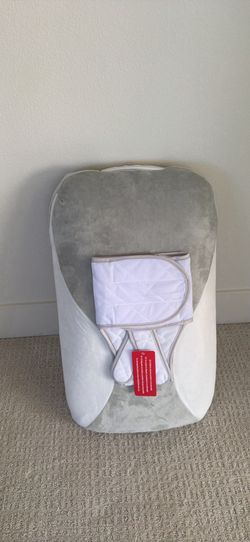 Babocush Newborn Comfort Cushion - brand new