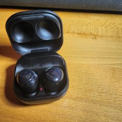 For SALE.. Samsung Galaxy BUDS Pro