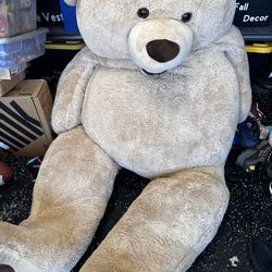 8 Feet Stuffed Bear 