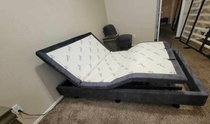 REJUVENATE 8 ADJUSTABLE BED.  (Queen)
