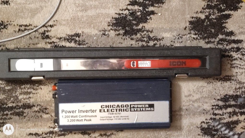 Half Inch Icon Beam Torque Wrench, 3200 Watt (Max) Inverter