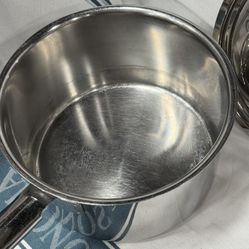 Premium 2 3/4 Qt. Cuisinart 18/10 Stainless Steel Saucepan with Lid