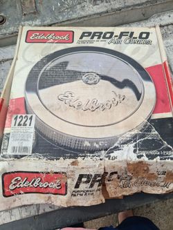 Edelbrock valve covers and air filter