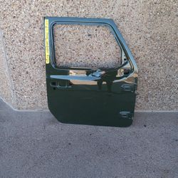 2022-23 Jeep Gladiator Right Front Door 
