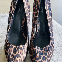 Leopard Print Heels Size 8