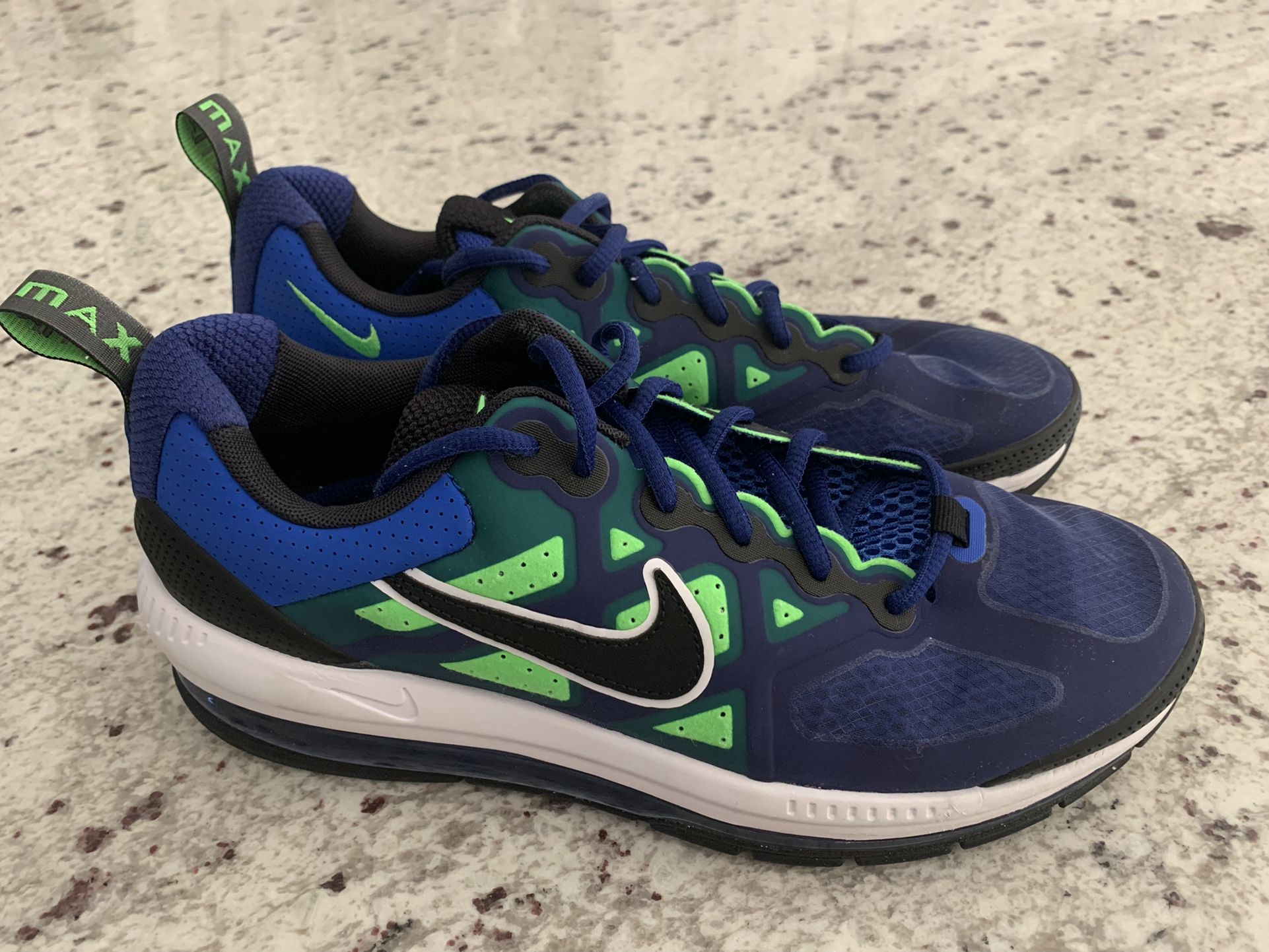 Authentic Nike Airmax Gnome deep royal blue black DC9410 400 mens shoes Sz 9