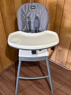 Chicco high chair very good condition