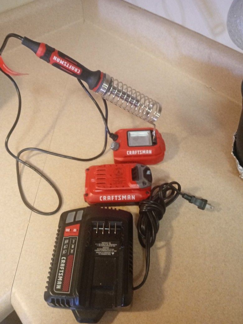 Heating Iron With Battery And Charger Brand New Never Used