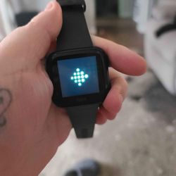 Fitbit VERSA