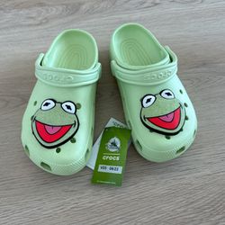 Authentic Baby Green Kermit Crocs W 7 M 5 