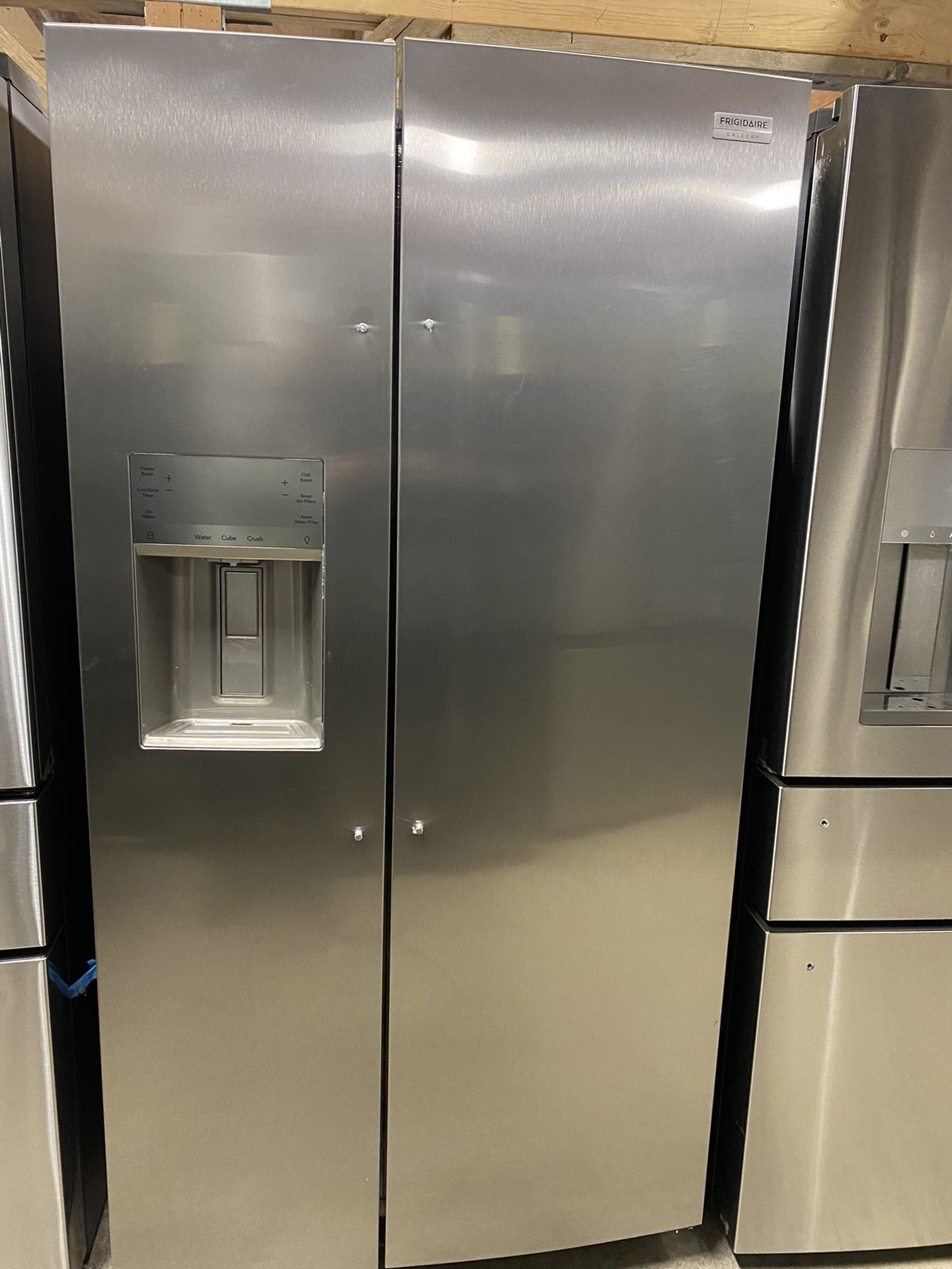 Refrigerator