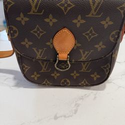 Louis. Vuitton St. Cloud Bag