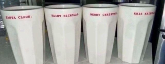 RAE DUNN MELAMINE 4 SET CHRISTMAS TUMBLERS